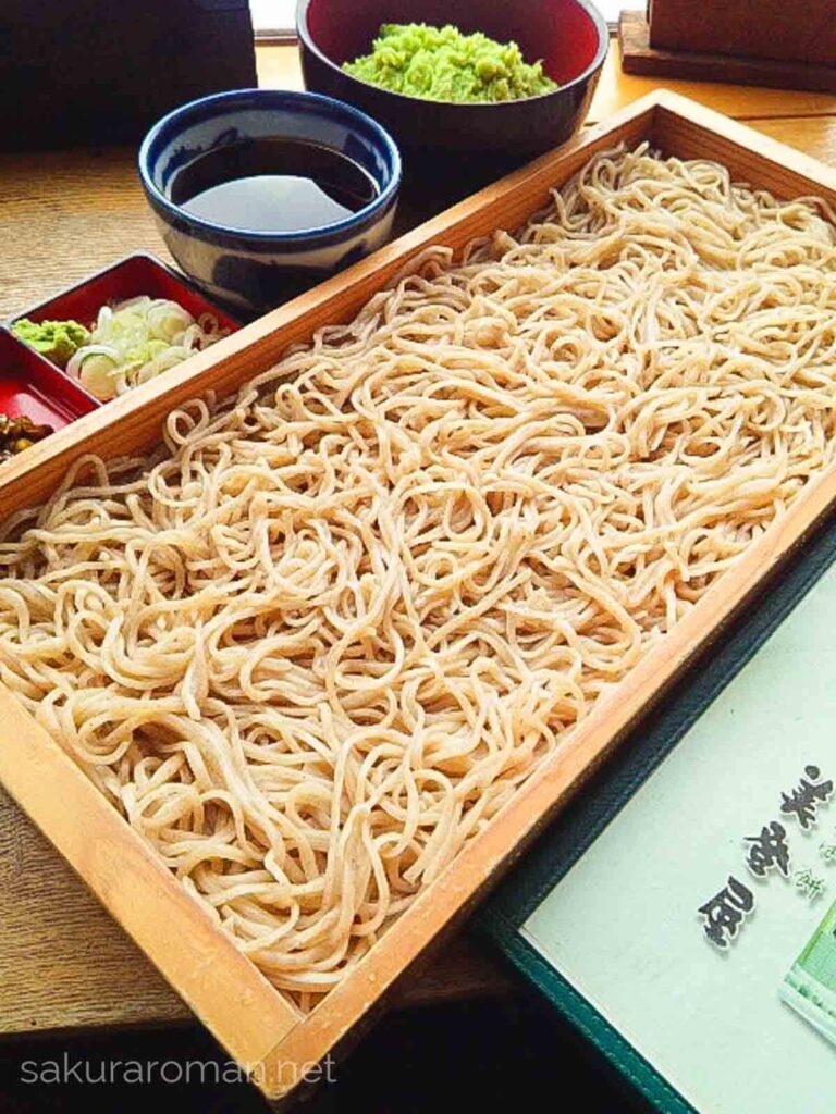 美登屋さんの「板そば」と「ずんだ」